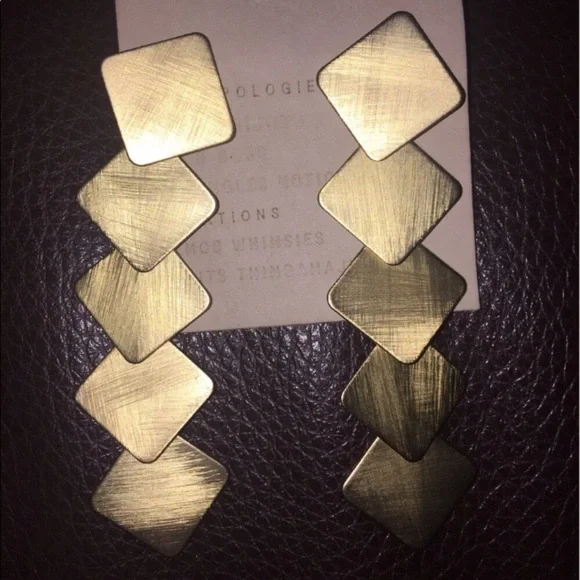 NWOT Anthropologie Gold drop earrings - Picture 2 of 3